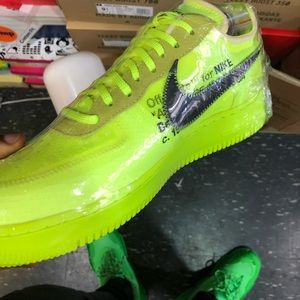 Air Force 1 Low off - white volt